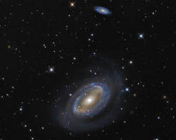 NGC 4725